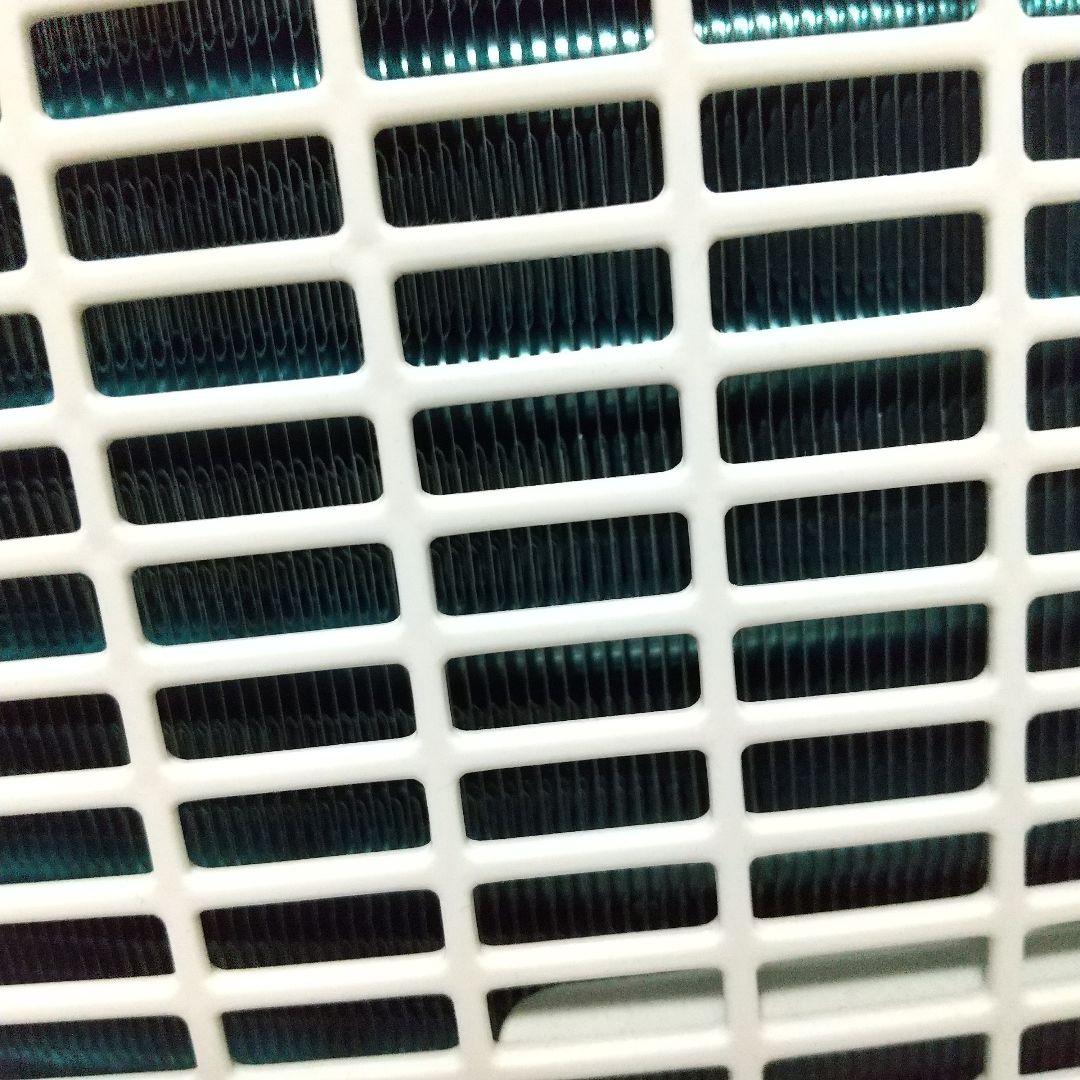 コンプレッサー式クリーニング済みなので届けばそのまま使えるシャープ衣類乾燥除湿機