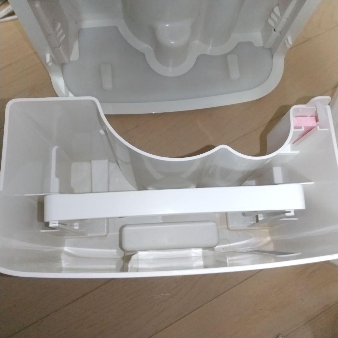 コンプレッサー式クリーニング済みなので届けばそのまま使えるシャープ衣類乾燥除湿機