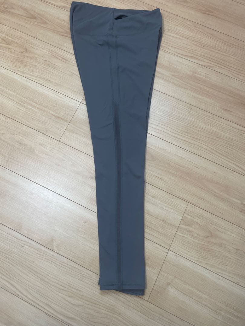 LAVAヨガウェアセット（ラベンダー・グレー）