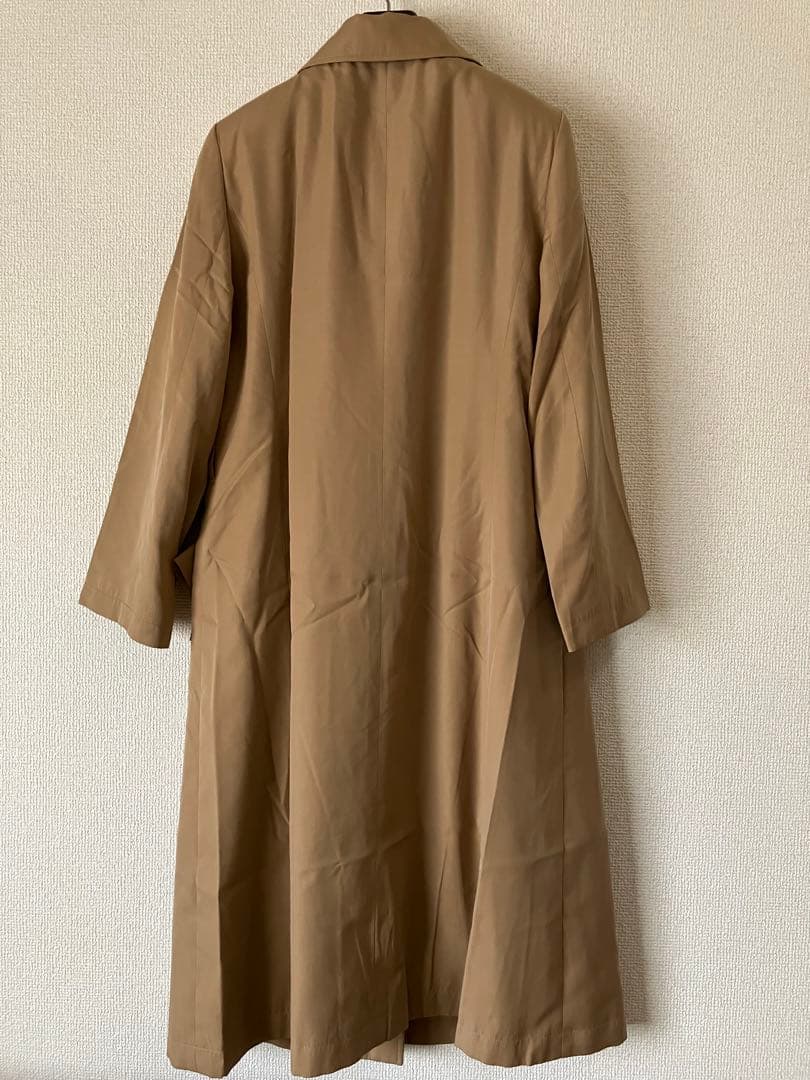 DAKSトレンチコート