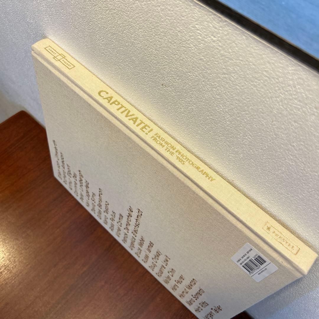 【cian2zegna】CAPTIVATE by Claudia