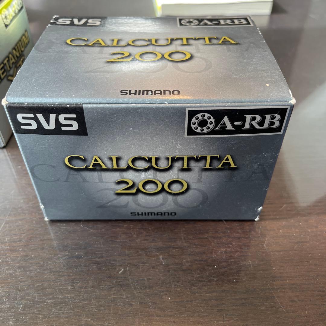 【箱付・説明書／美品】シマノ カルカッタ200 SVS A-RB シルバー