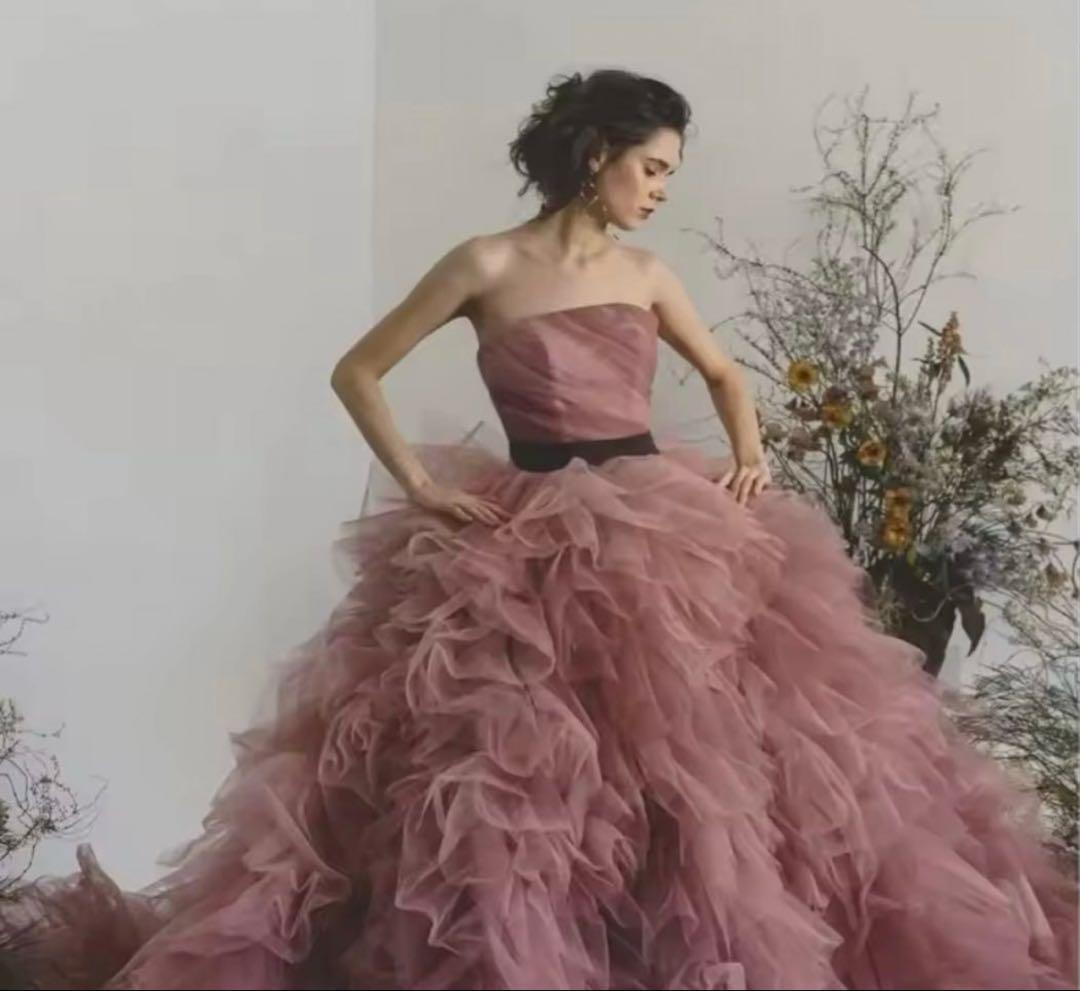 【新品未使用】ウェディンドレス　ピンク　チュールドレス フリルデザイン