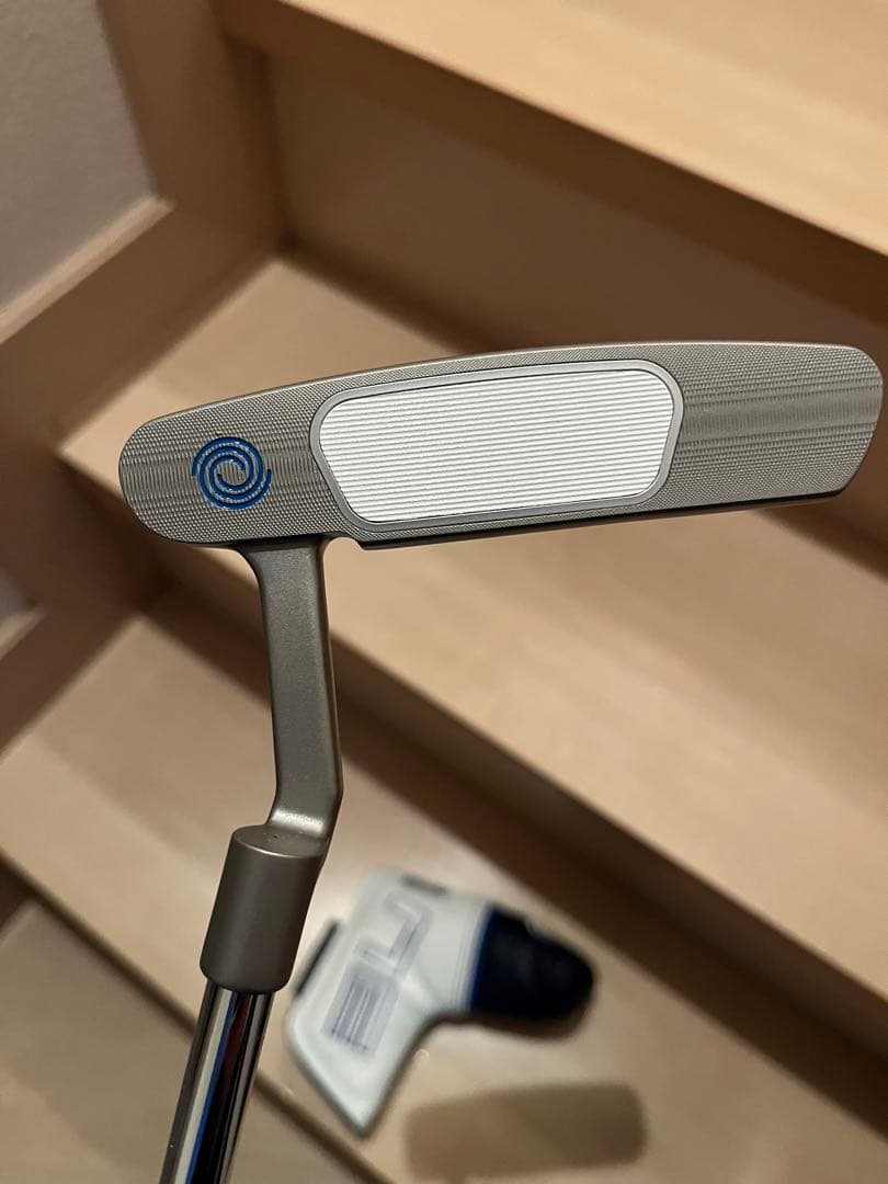 オデッセイ Ai-ONE SILVER パター 2025年モデル