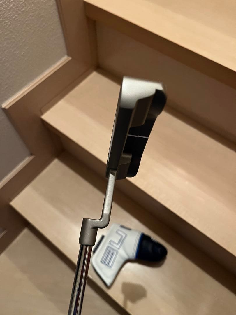 オデッセイ Ai-ONE SILVER パター 2025年モデル