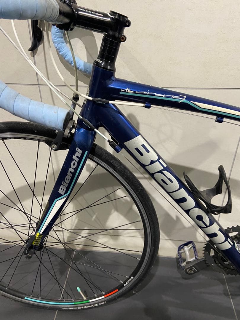 Bianchi Via nirone 7ロードバイク ビアンキ　ビアニローネ