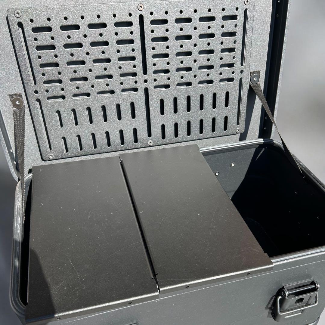 DELTA アルミコンテナ30L 1050WORKS 三分割天板+上蓋パネル