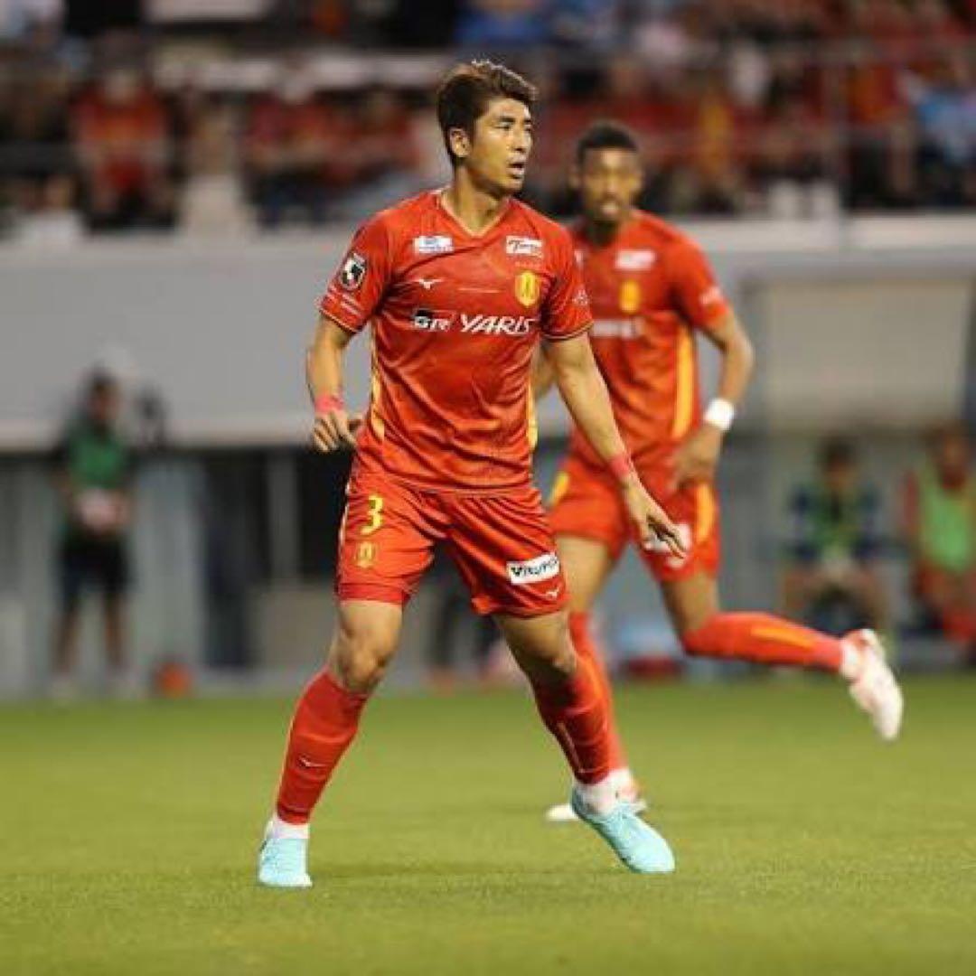 【開幕前値下げ】名古屋グランパス　2024年モデル　背番号3 ハ・チャンレ選手