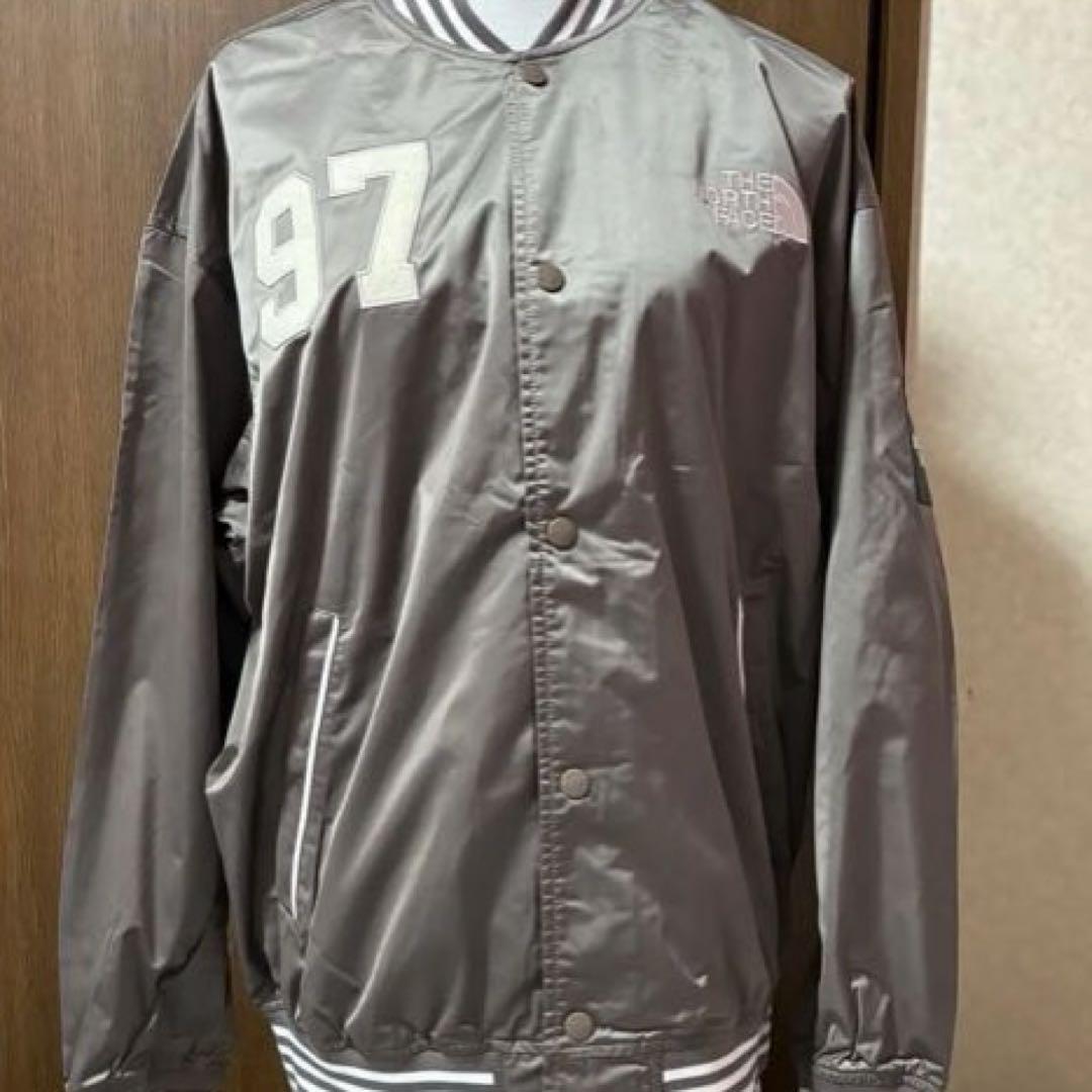 新品未使用　韓国正規品　ノースフェイス　スポーティー　ボンバー ジャケット　L