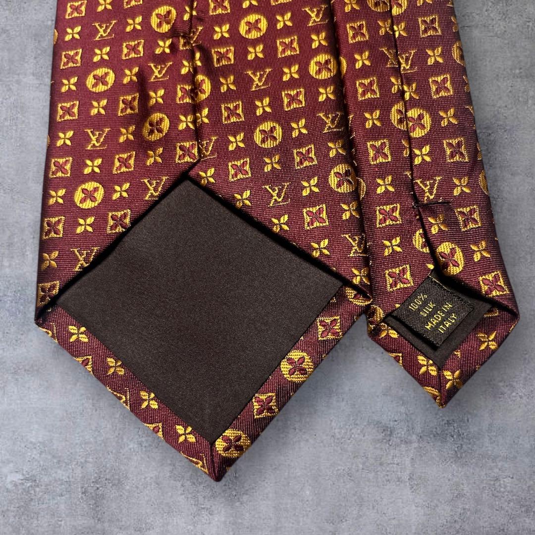 未使用級　世界最高峰ルイヴィトン モノグラム　ネクタイ