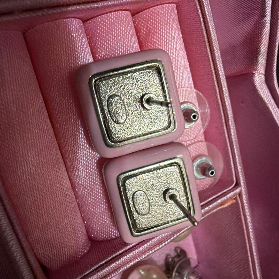 シャネル　CHANEL ピアス　ほぼ未使用　ピンクロゴ　スクエア
