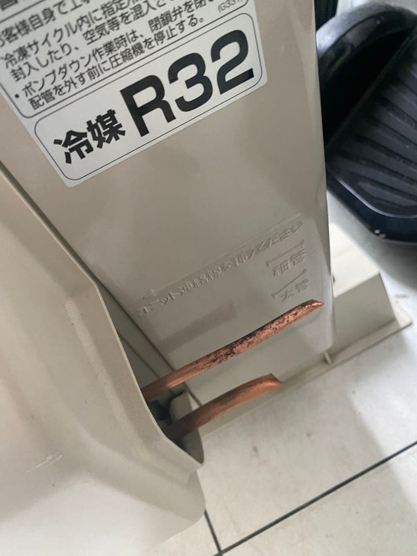 2021年式　シャープ SHARP ルームエアコン一式 6畳用 AY-L22TD