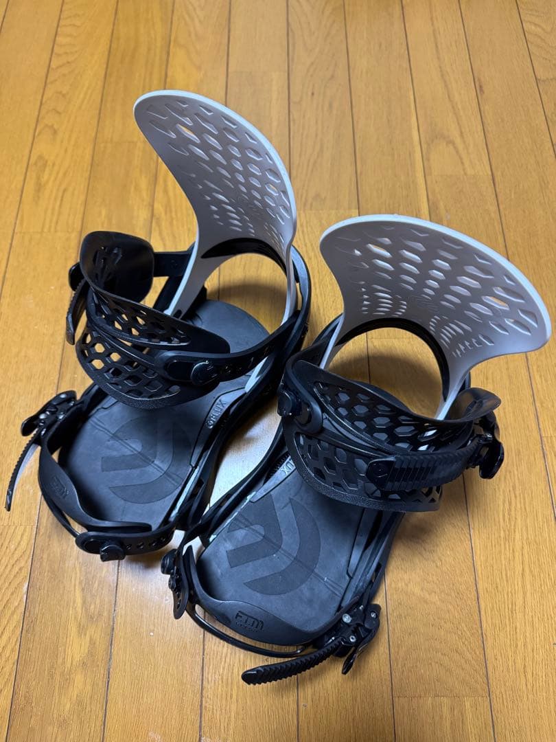 【ビンディング付❗️】サロモンスノーボード 美品❗️フロンティア　157セット