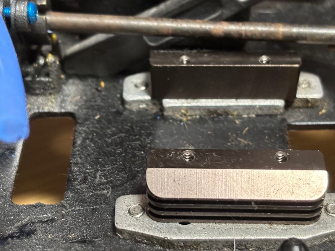 こ*う様 京商 1/8 インファーノ neo 3.0 シャーシ パーツ付き、 ジ