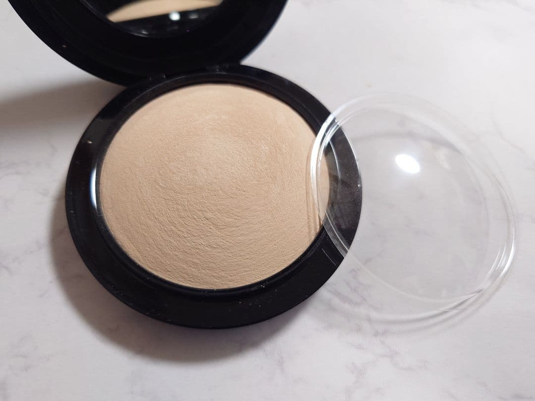 M·A·C ミネラライズ スキンフィニッシュ/ナチュラル ライトプラス