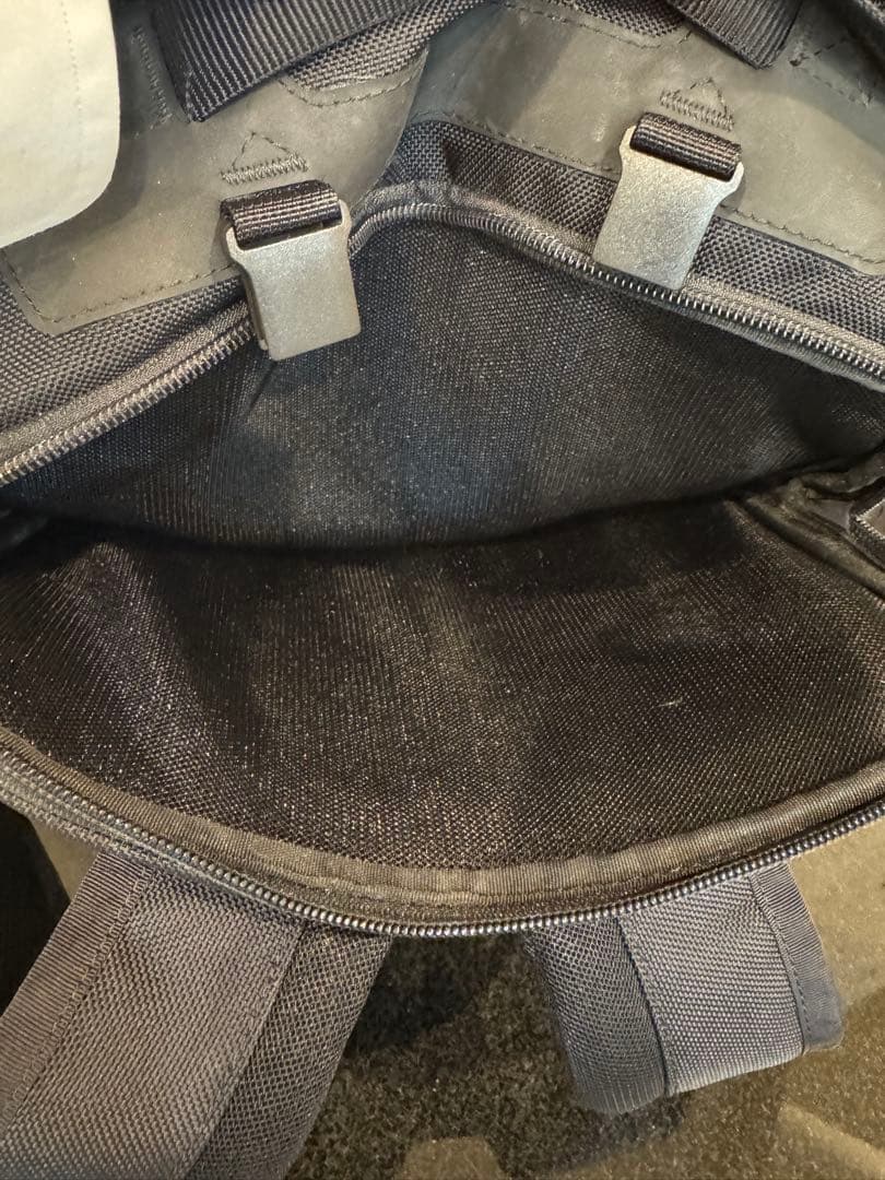 バッグ MONOLITH 1WAY PRO SOLID M BLACK