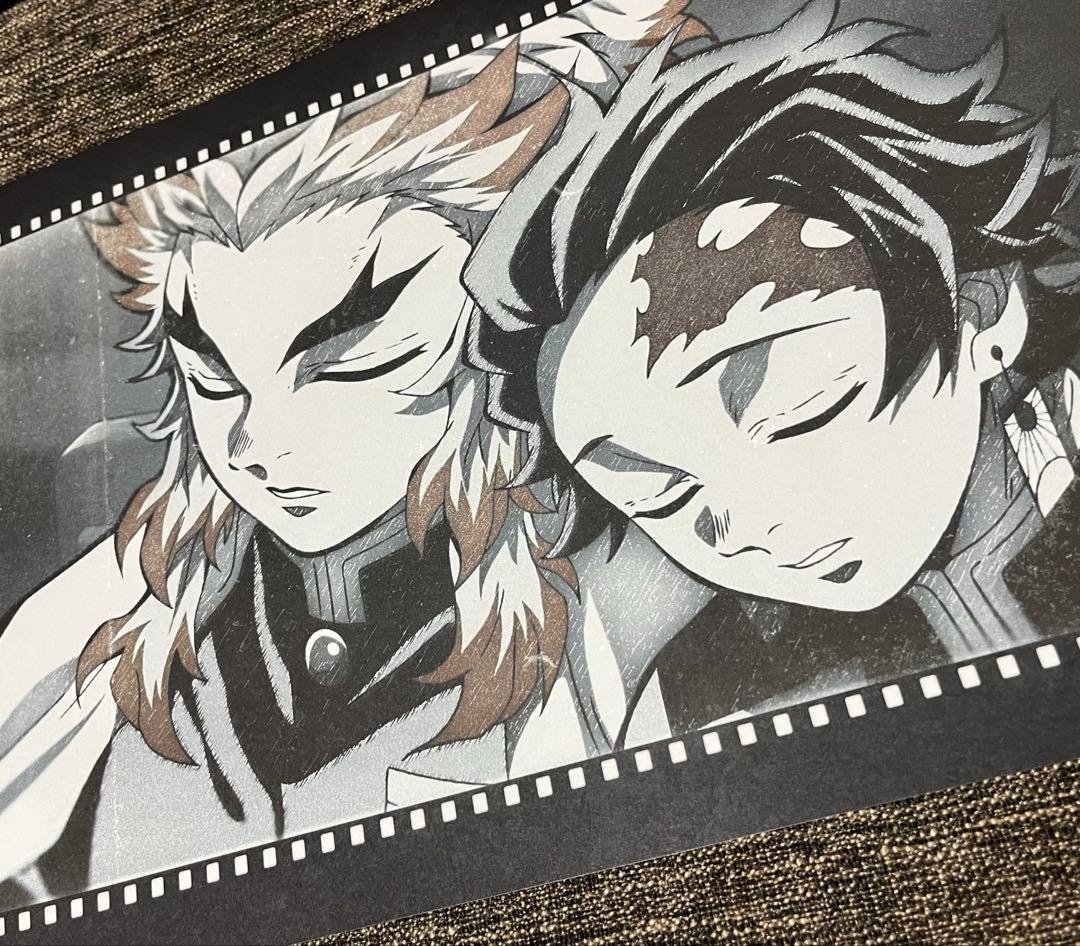 鬼滅の刃　ダイニング　ランチョンマット無限列車編　煉獄杏寿郎　竈門炭治郎