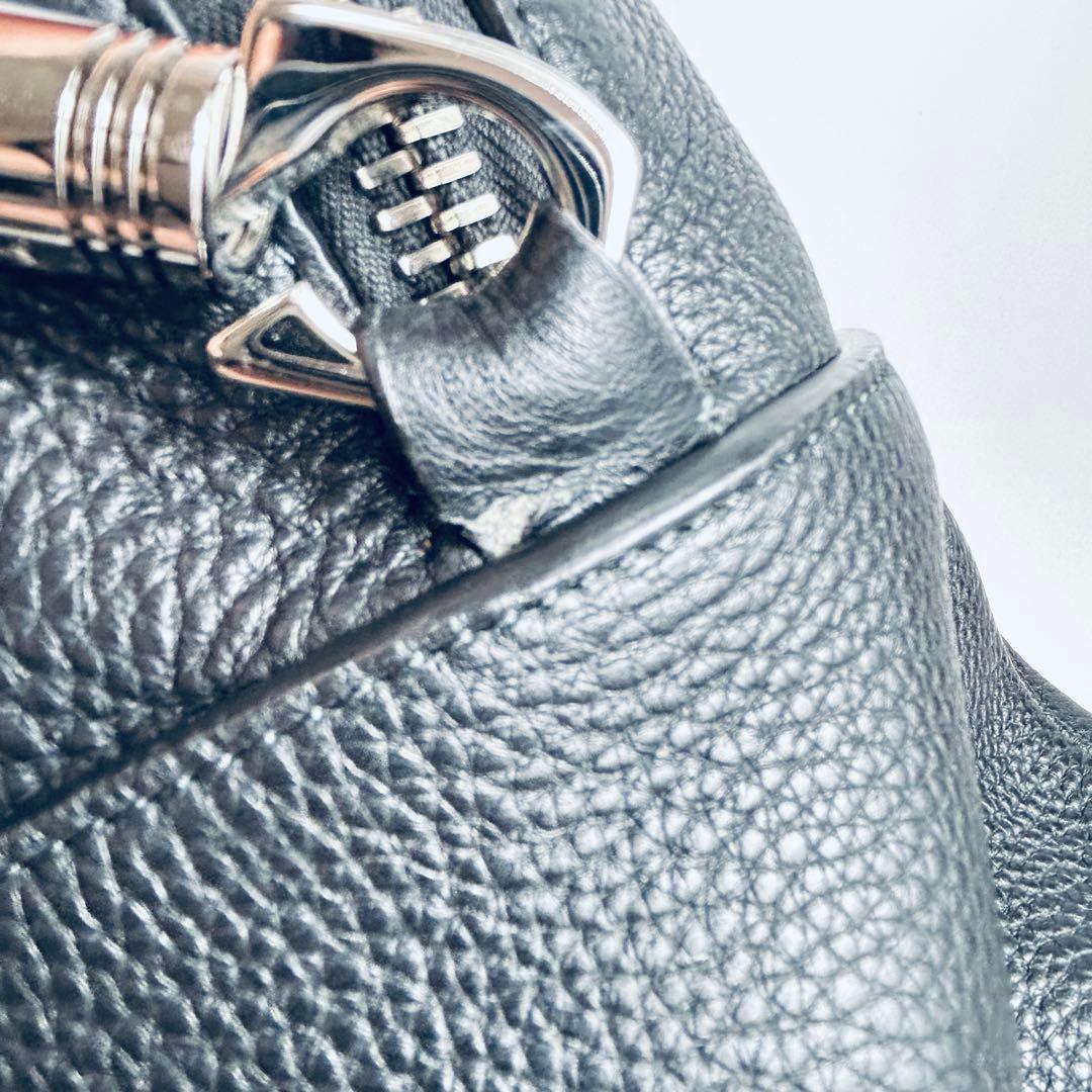 ☆極美品☆ クリスチャンルブタン ボストンバッグ シボ