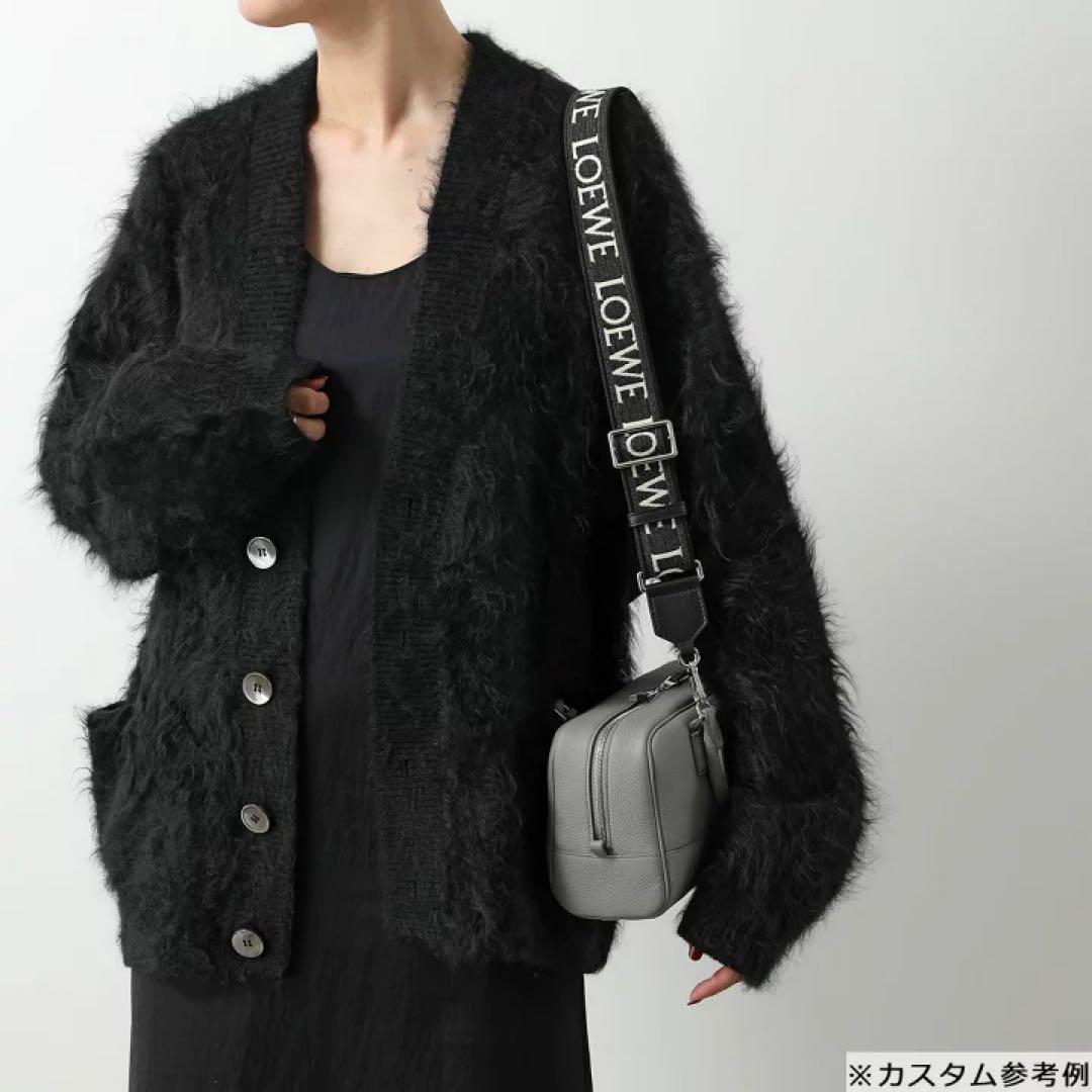 Loewe ロエベ アナグラムショルダーストラップ　ブラック