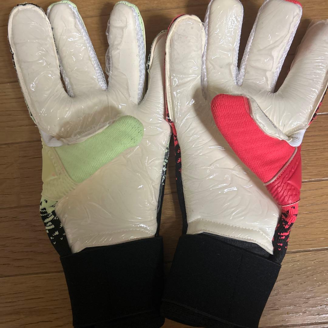 プーマ　サッカースパイク　キーパーグローブ　セット