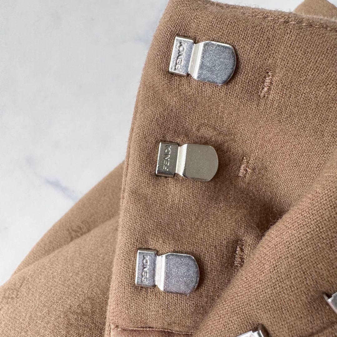 極美品 フェンディ カリグラフィー ウール カシミヤ ショートパンツ 40