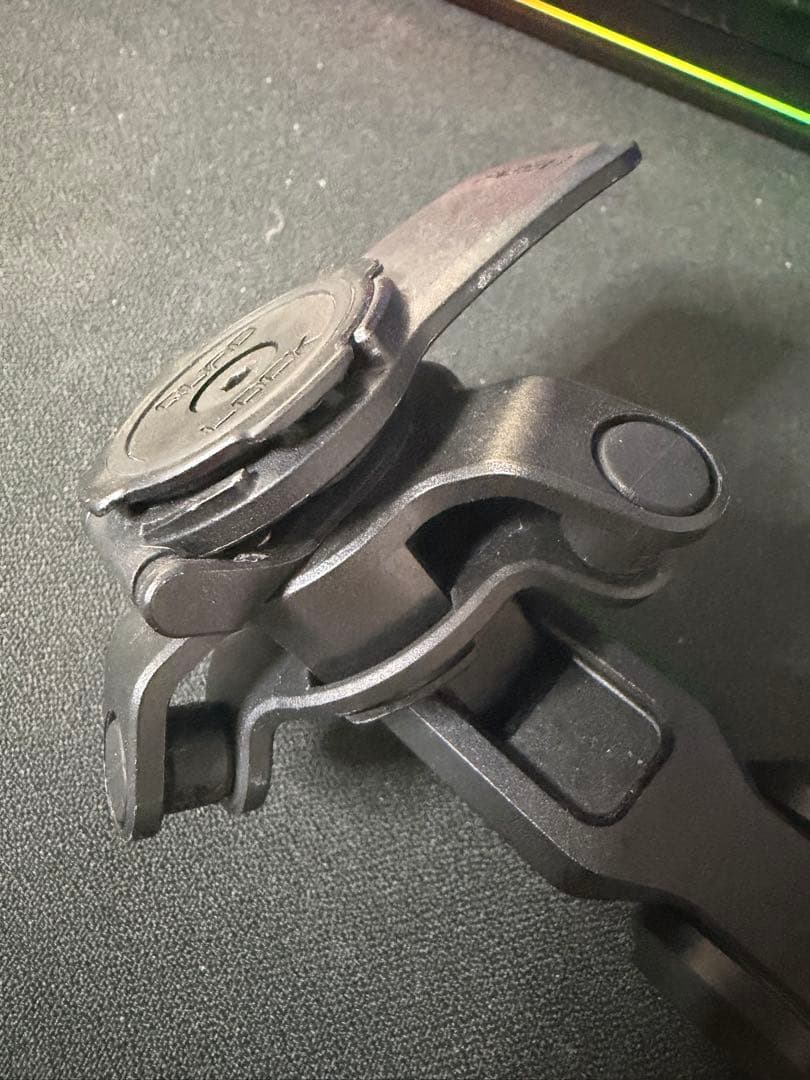 QUAD LOCK クアッドロック マウント