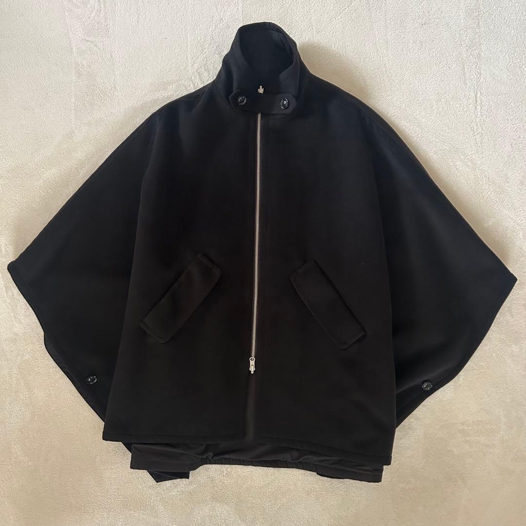 美品　HERENCIA シャギーリバーシブルポンチョ　ブラック