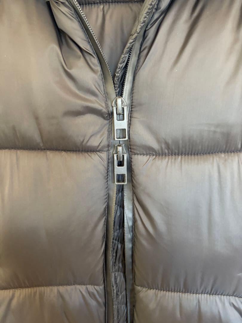 美品☆ZARAロングダウンベスト ☆ブラック☆S（Ｍ〜Ｌ）☆多機能的☆フード付