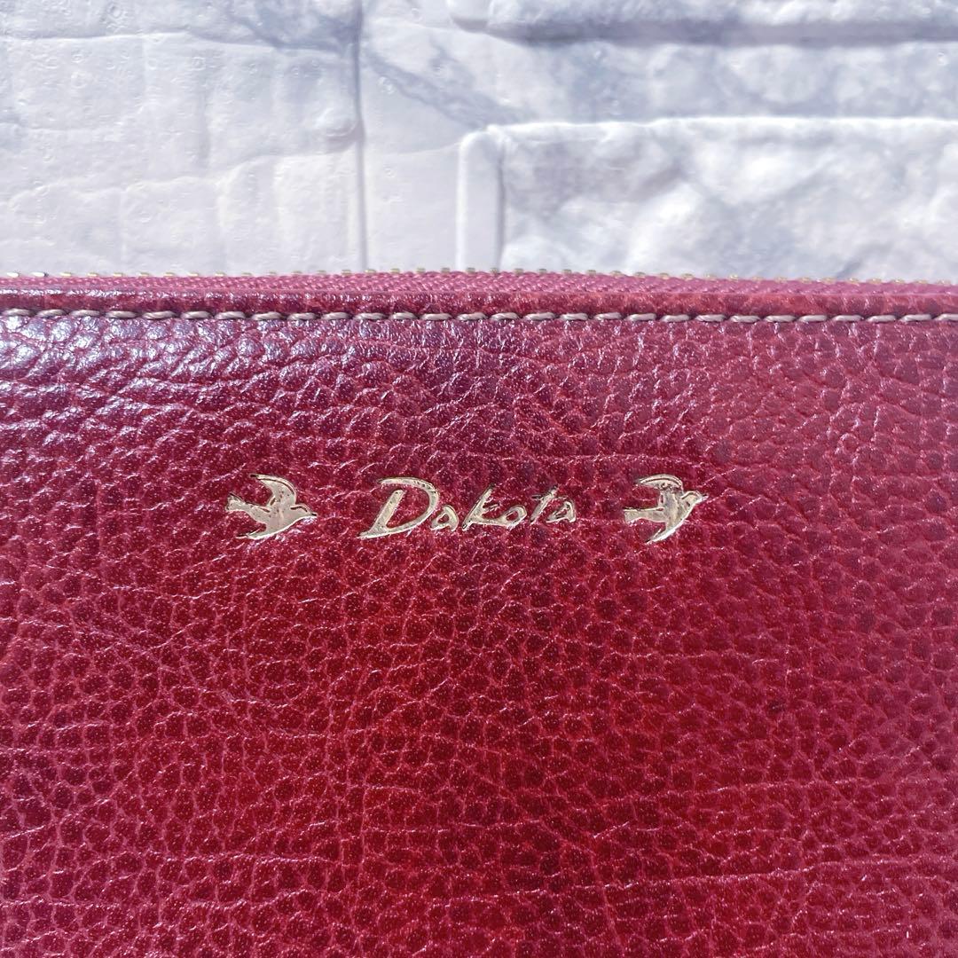 【新品✨️】Dakota(ダコタ)ラウンドジップ本革長財布 ワインレッド 日本製