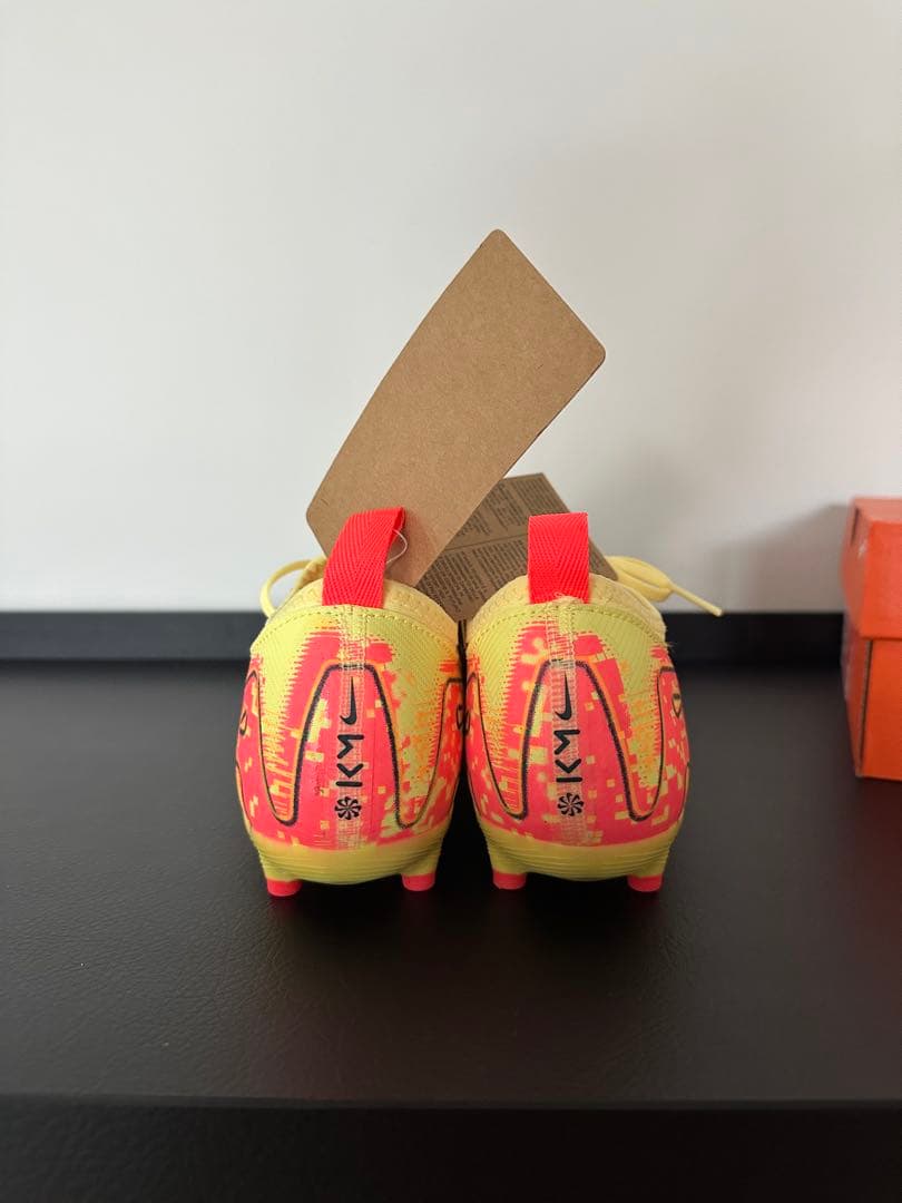 ナイキ ジュニア マーキュリアル ヴェイパー 16 アカデミー 22.5