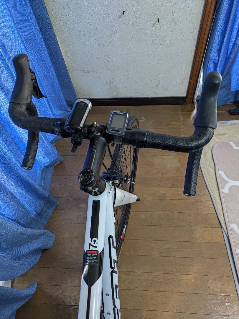 FELT F75ロードバイク 2016年式　スタンド付き