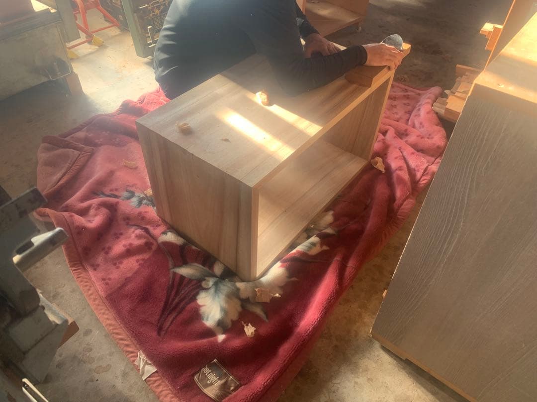 ☆Aya,☆ロ型(楠、無塗装)無垢家具キャビネット製作●確認