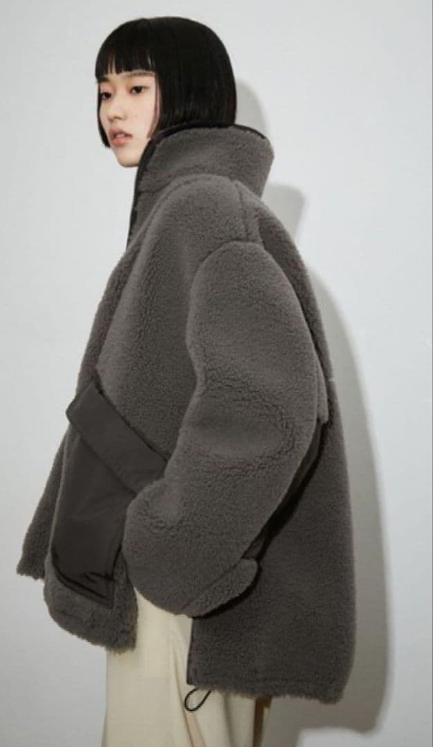 〈リバーシブル〉ボアZIPブルゾン　アダムエロぺ