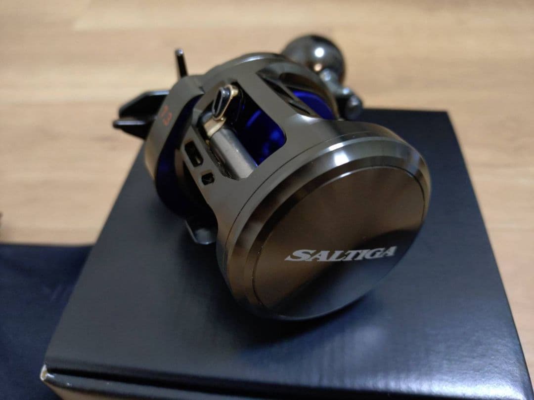 美品 SALTIGA BJ 200SH ベイトリール