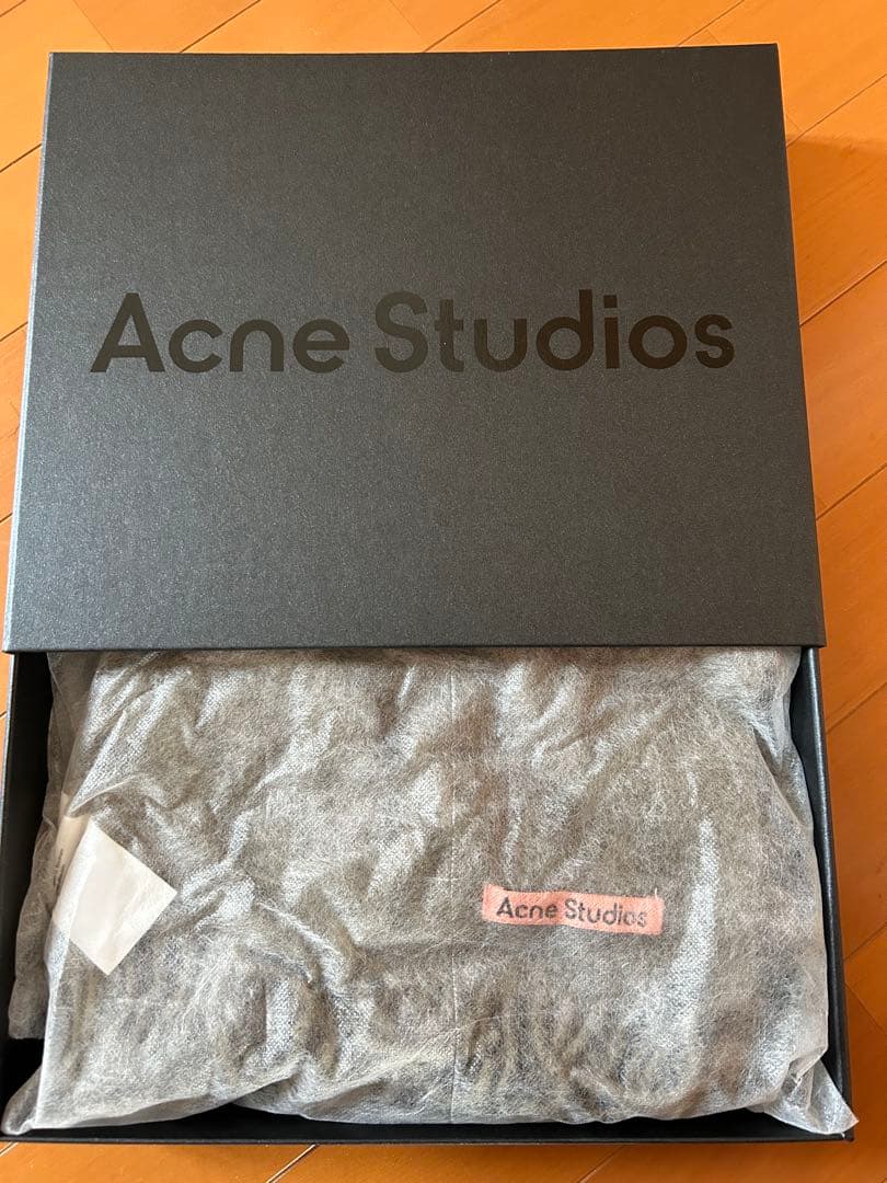 Acne Studios カーキグリーン マフラー