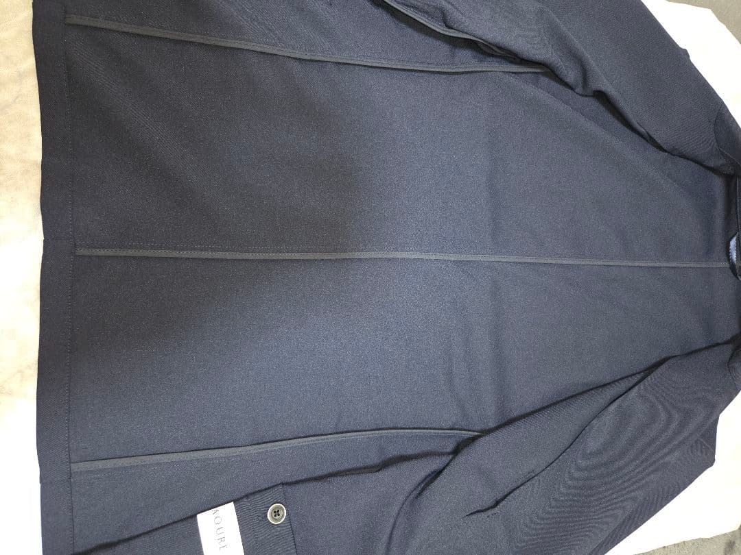 【未使用品】アウールハイファンクションセットアップスーツ　Mサイズ　ネイビー上下