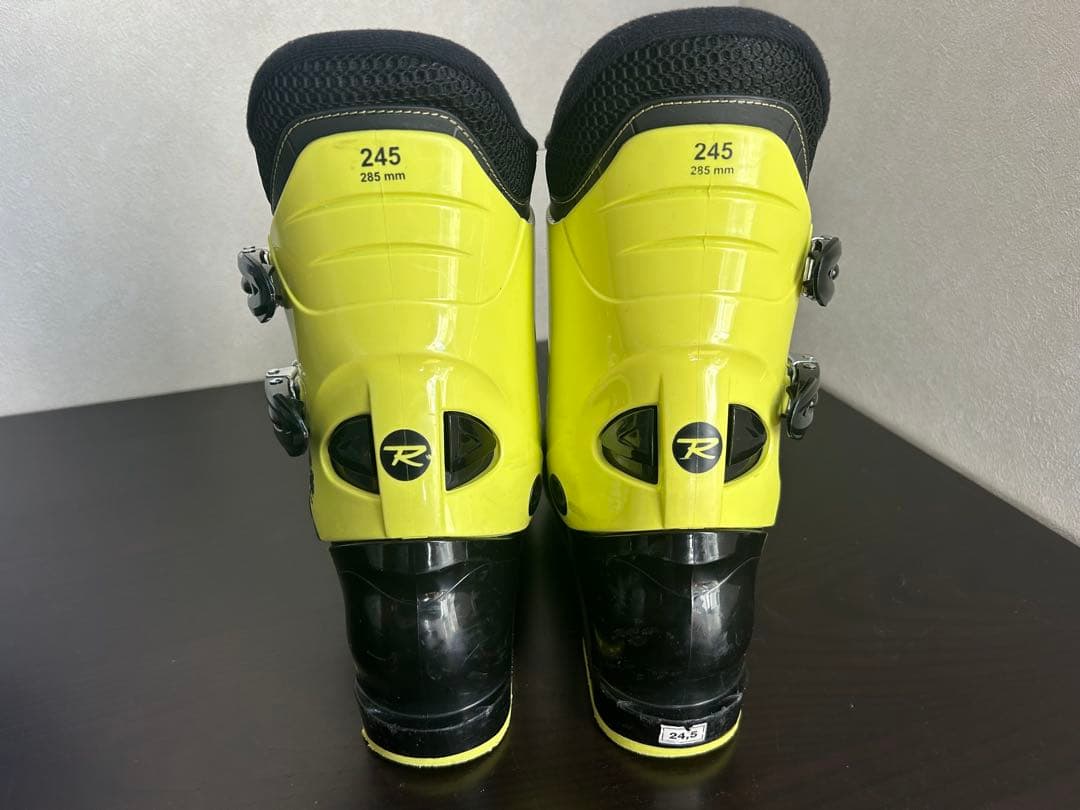 ROSSIGNOL 140cm スキー板、ブーツ、ストック　ロシニョール