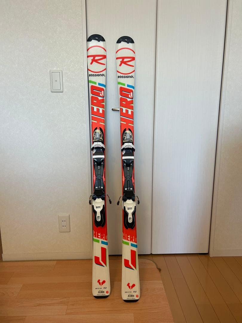 ROSSIGNOL 140cm スキー板、ブーツ、ストック　ロシニョール