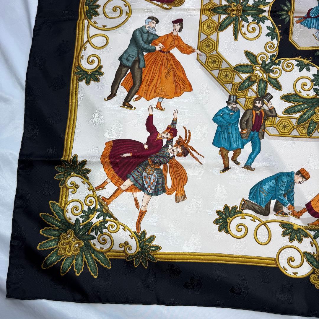 HERMÈS カレ90 LES PATINEURS レ・パティヌール スカーフ