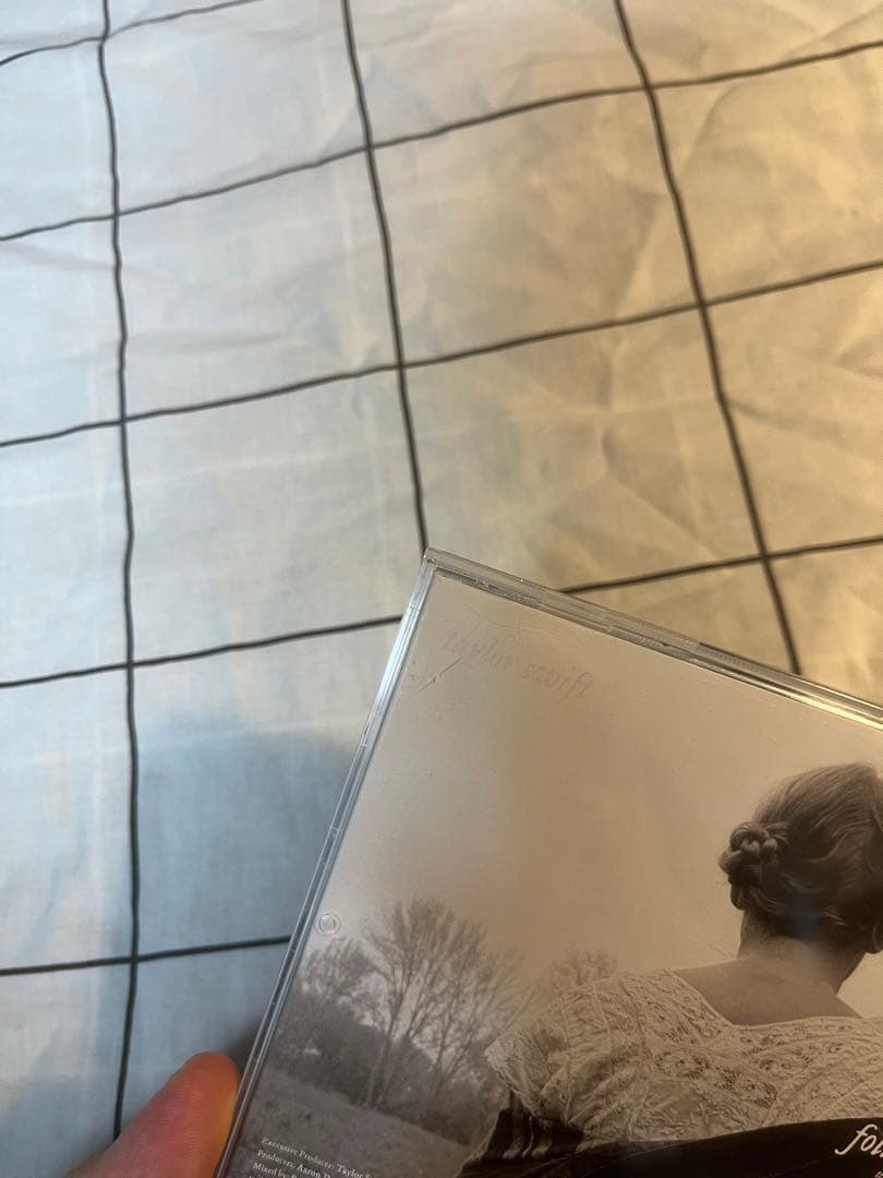 Taylor Swift folklore サイン(ハート行き)入り