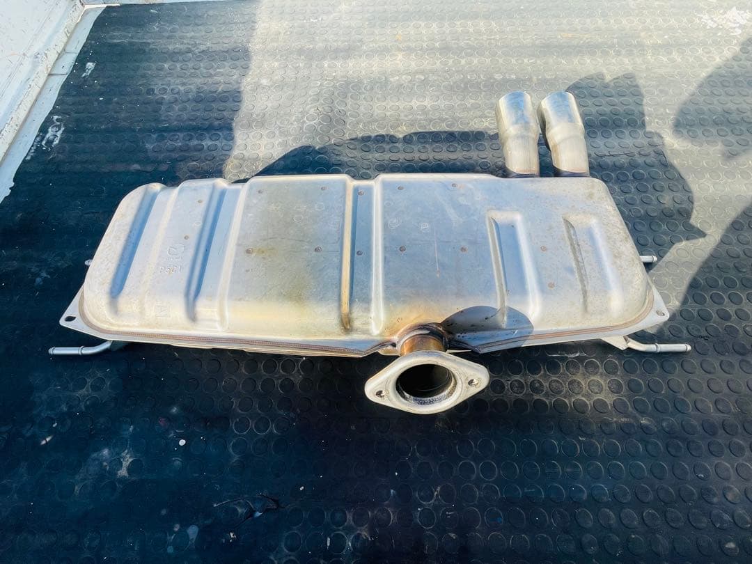 マツダ ロードスター 純正　マフラー　P5C1　直接渡し　埼玉県所沢市