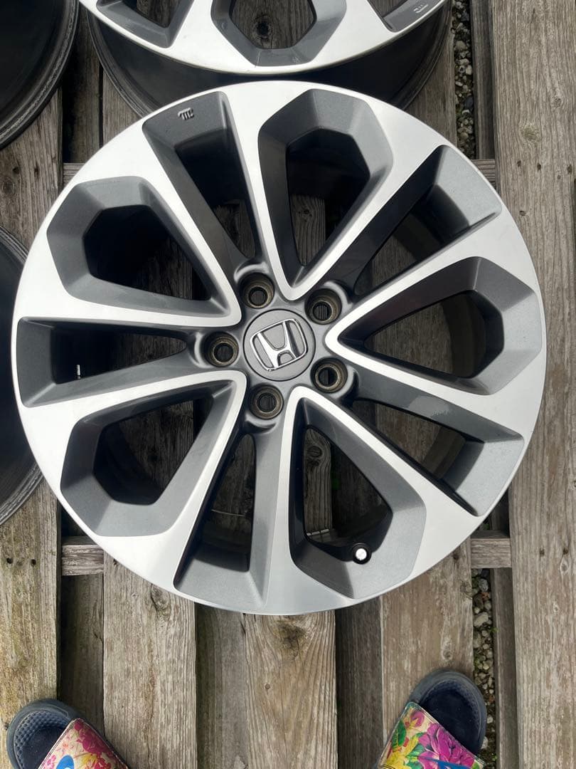 ホンダ アコードハイブリッドCR6 18インチ 5スポークホイール 4枚セット