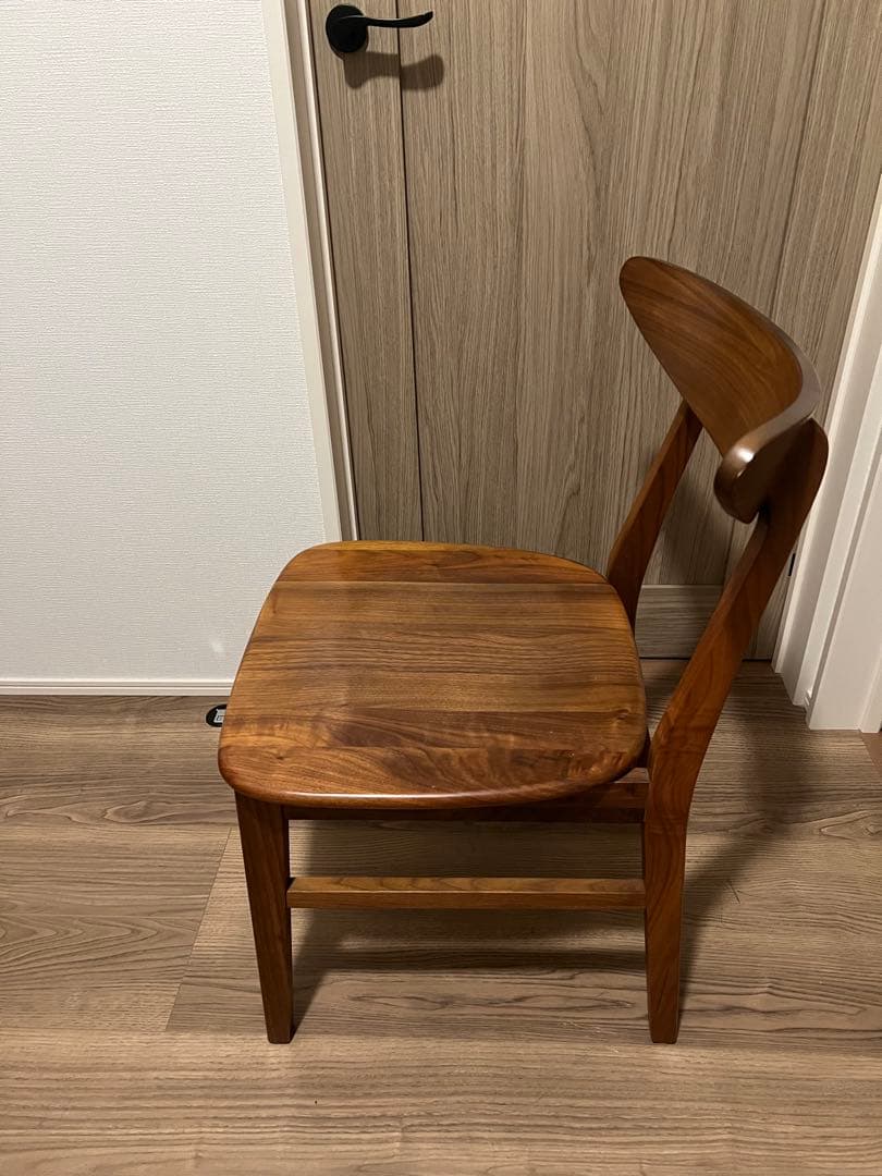 無垢材ウォルナットダイニングチェア／ウッドチェア