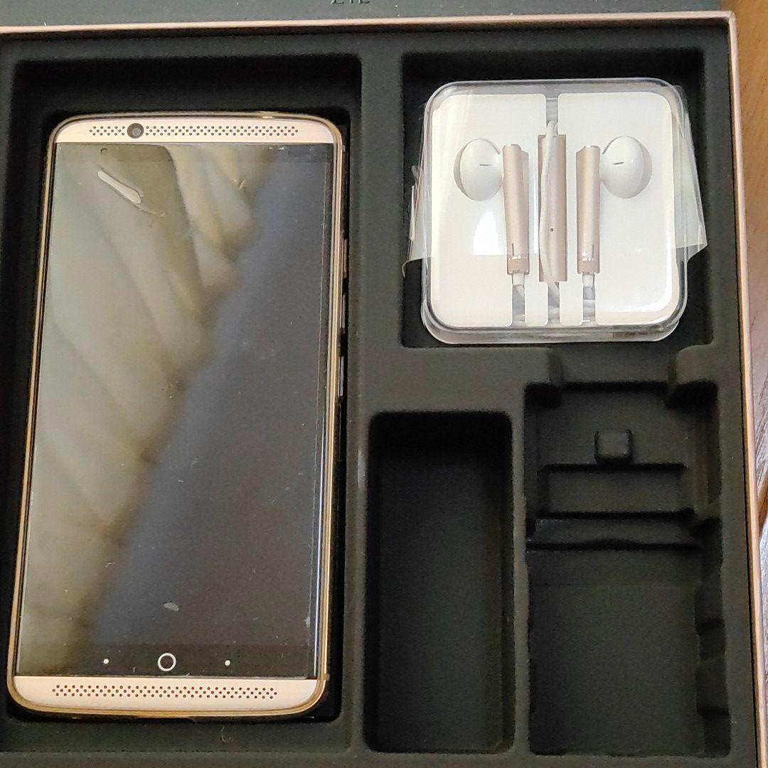 ZTE Axon7 ionGold 中古美品 SIMフリー