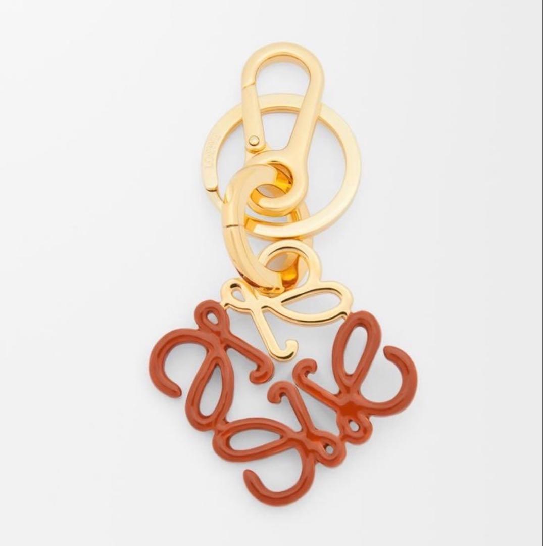 ロエベ　アナグラムチャーム