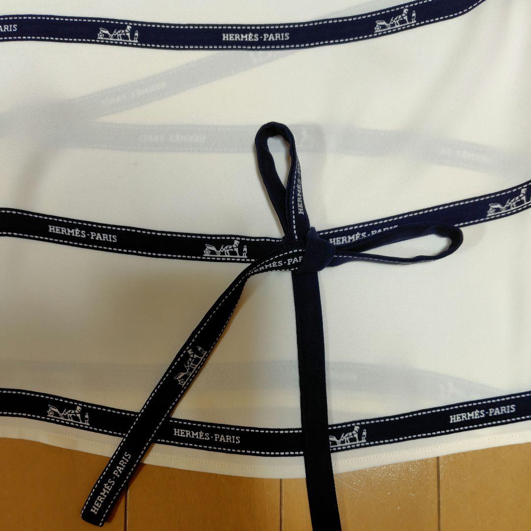 HERMES ボルデュックリボンシルクノースリーブトップス
