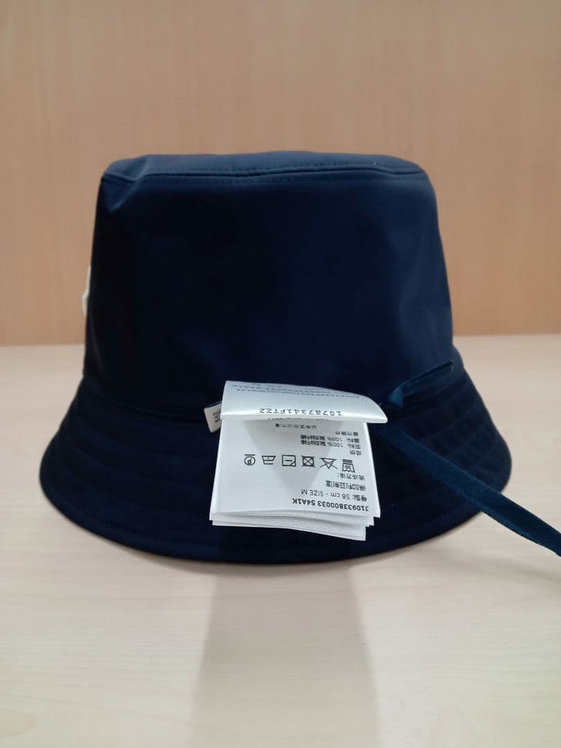 Bonne affaireMONCLER リバーシブル HAT Mサイズ