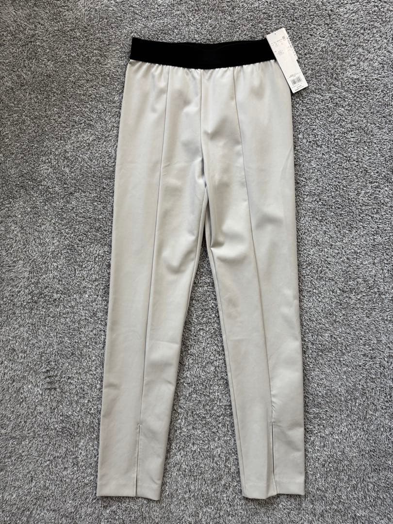 新品 ADORE ナイロン2WAYセンタースリットペンシルパンツ　36