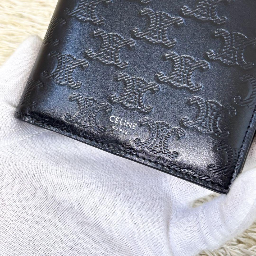 【極美品】セリーヌ バイフォールドウォレット トリオンフ ブラック 二つ折り