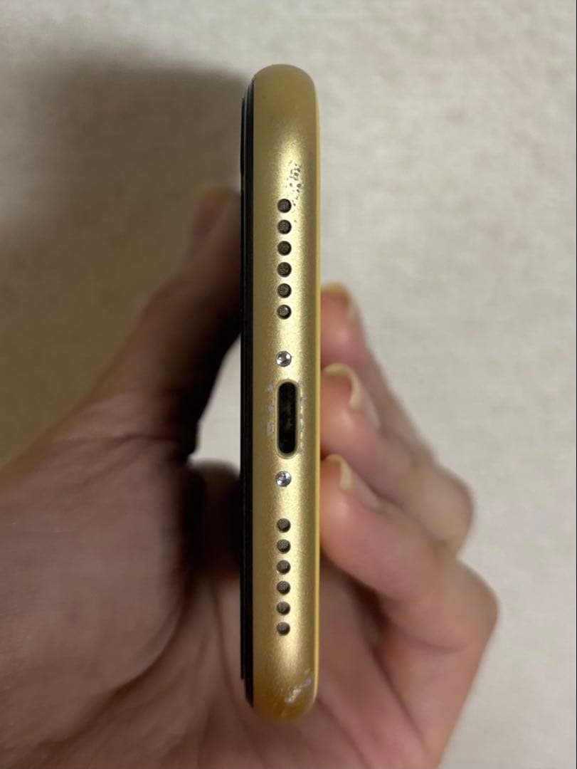 iPhone XR イエロー 64GB
